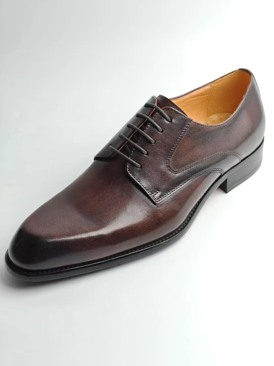 Polished Gradient Oxford Shoes