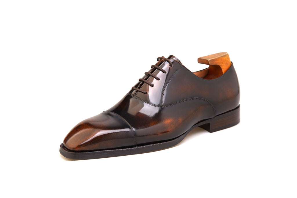 Full-Grain Leather Oxfords – Crafted for Excellence