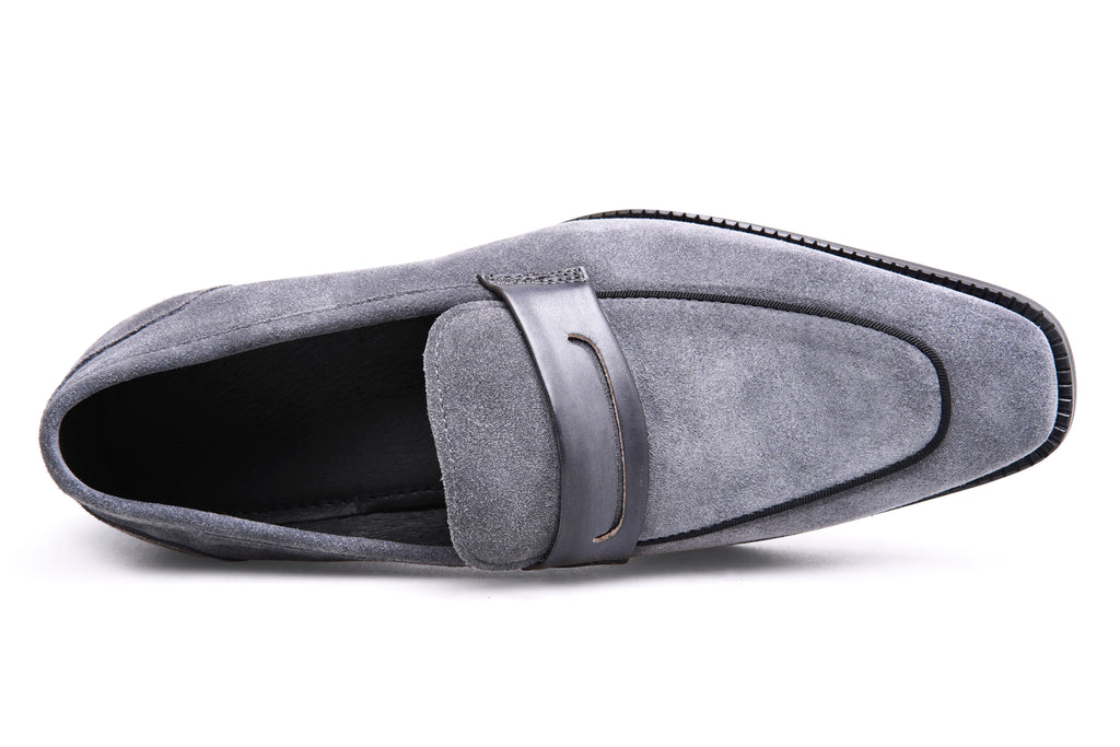 Elegant Italian Suede Leather Loafers – Timeless Design & All-Day Comfort