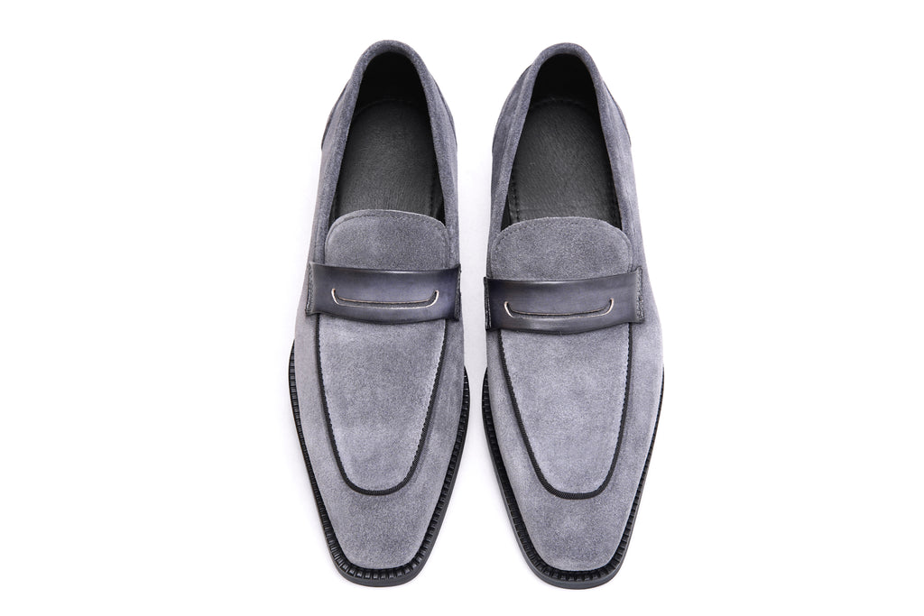 Elegant Italian Suede Leather Loafers – Timeless Design & All-Day Comfort