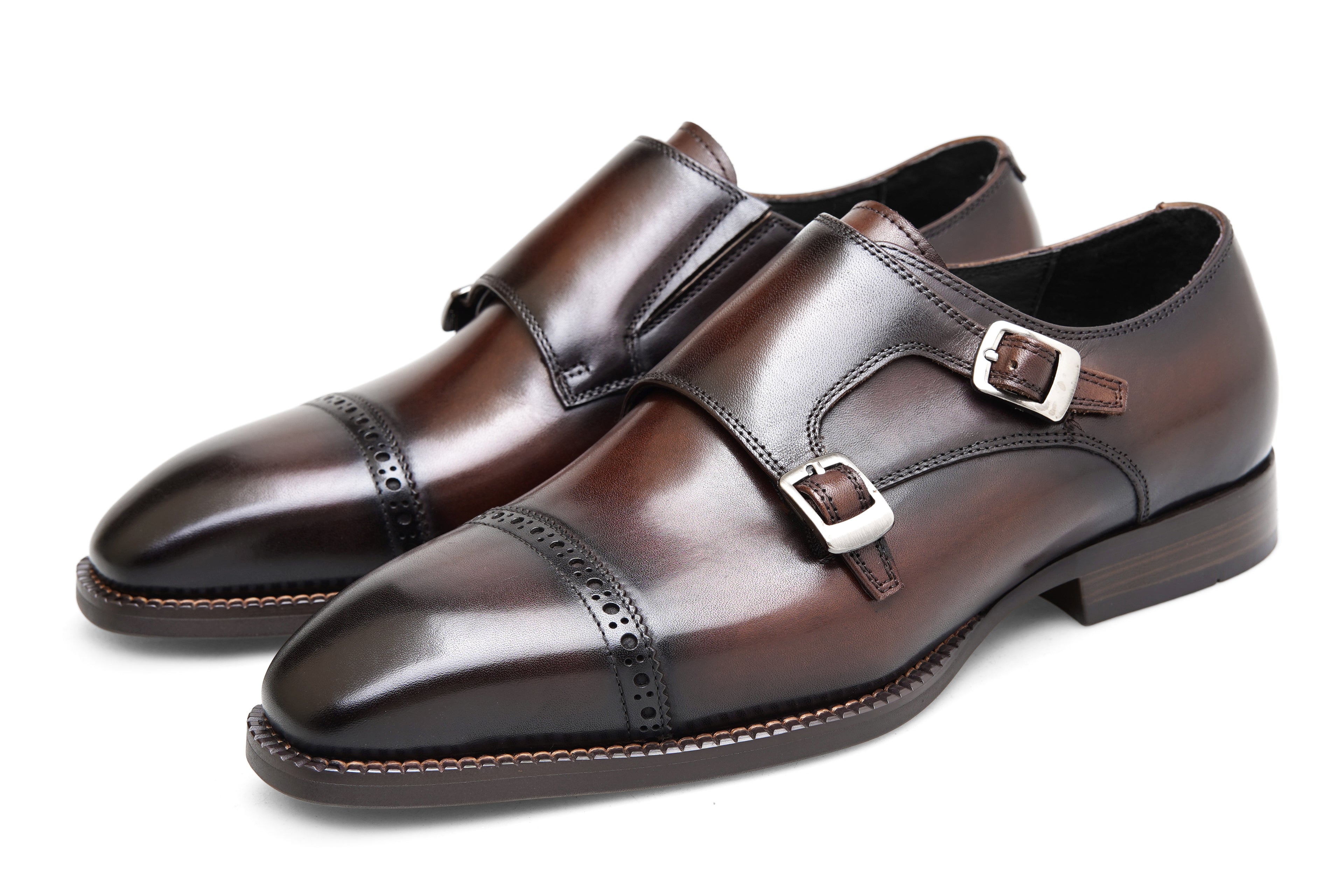 Crafted from Italian calf leather with fine stitching and a hand-polished finish