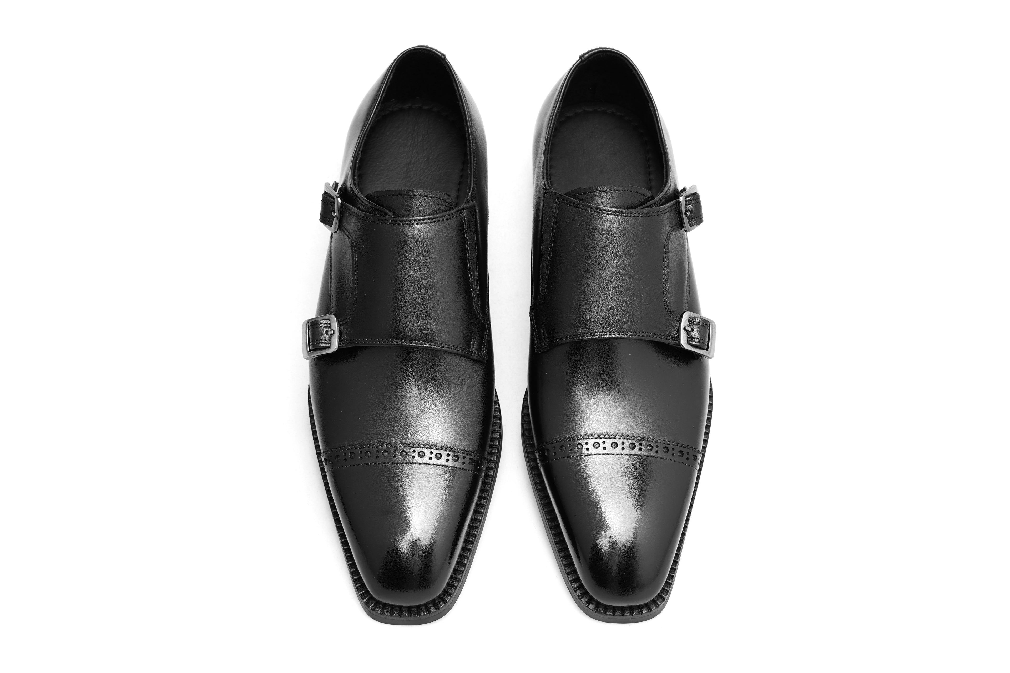 Crafted from Italian calf leather with fine stitching and a hand-polished finish