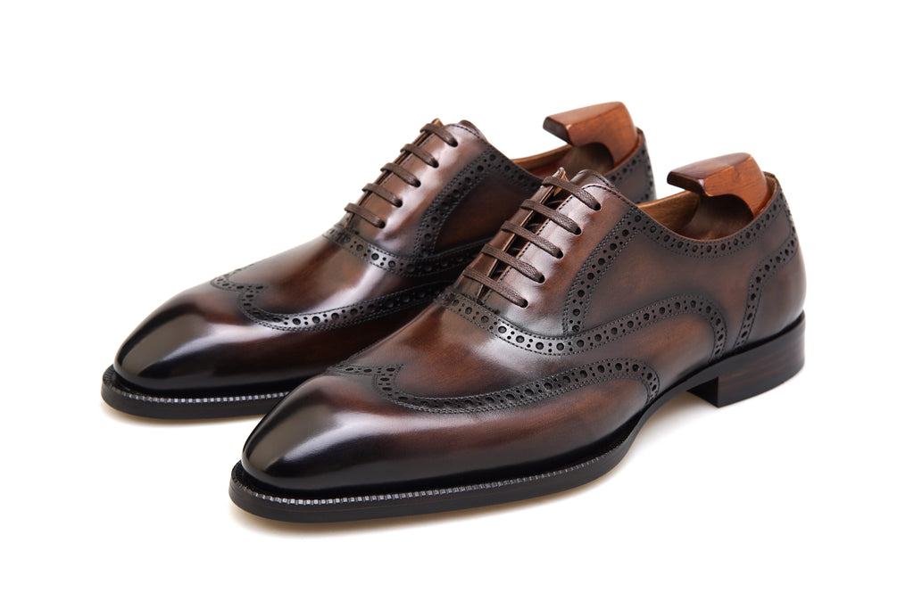 Polished Italian Leather Oxfords – Modern Gentleman’s Choice