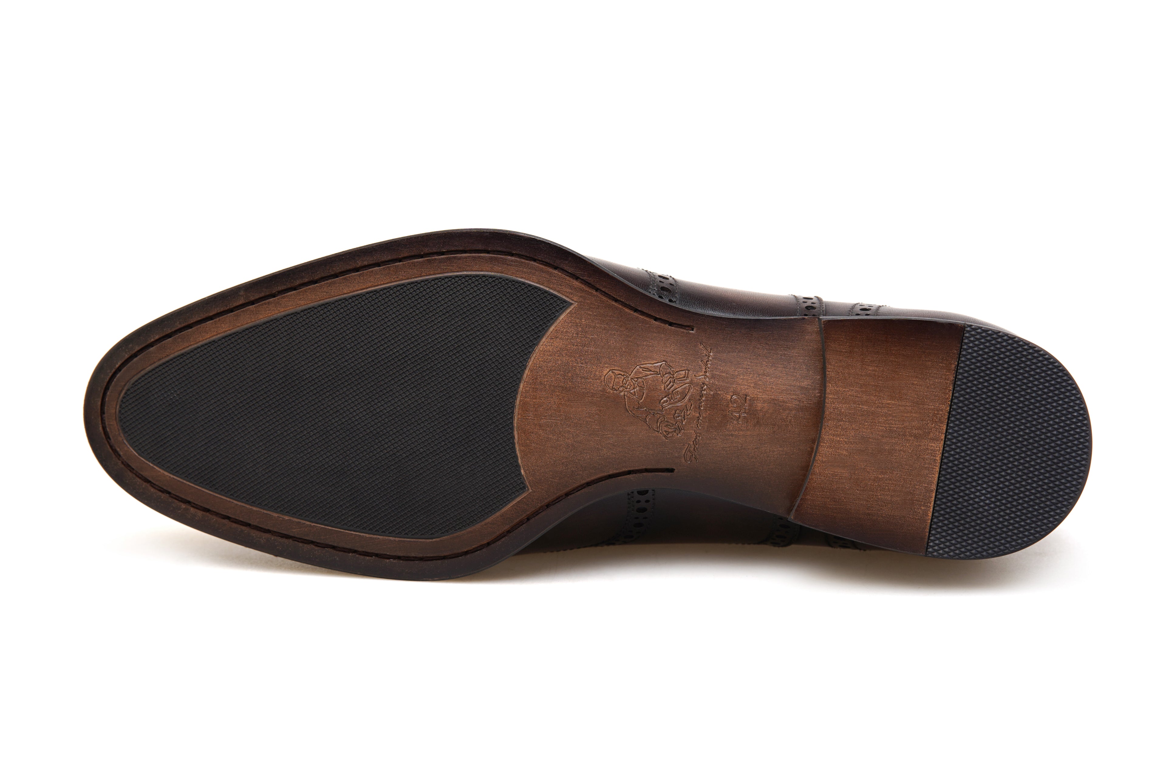 Polished Italian Leather Oxfords – Modern Gentleman’s Choice