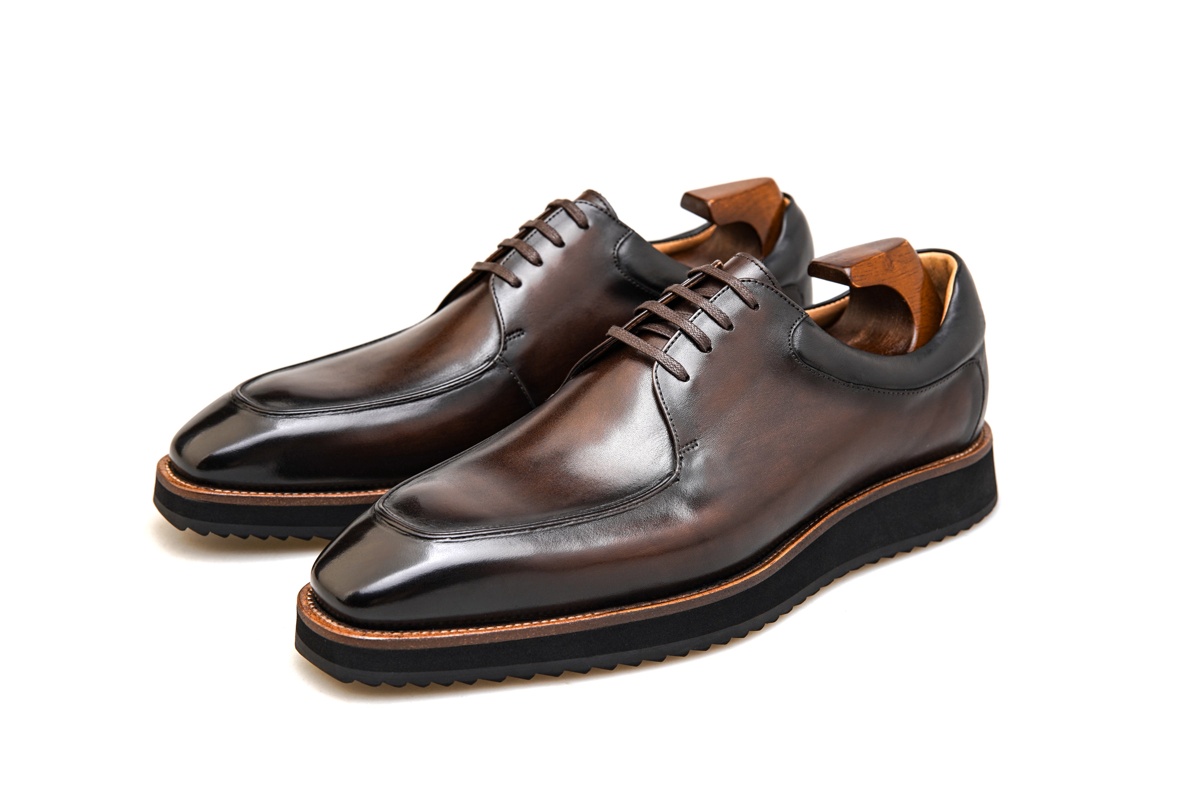 Men’s Classic Shoes– Cowhide Lined Craftsmanship