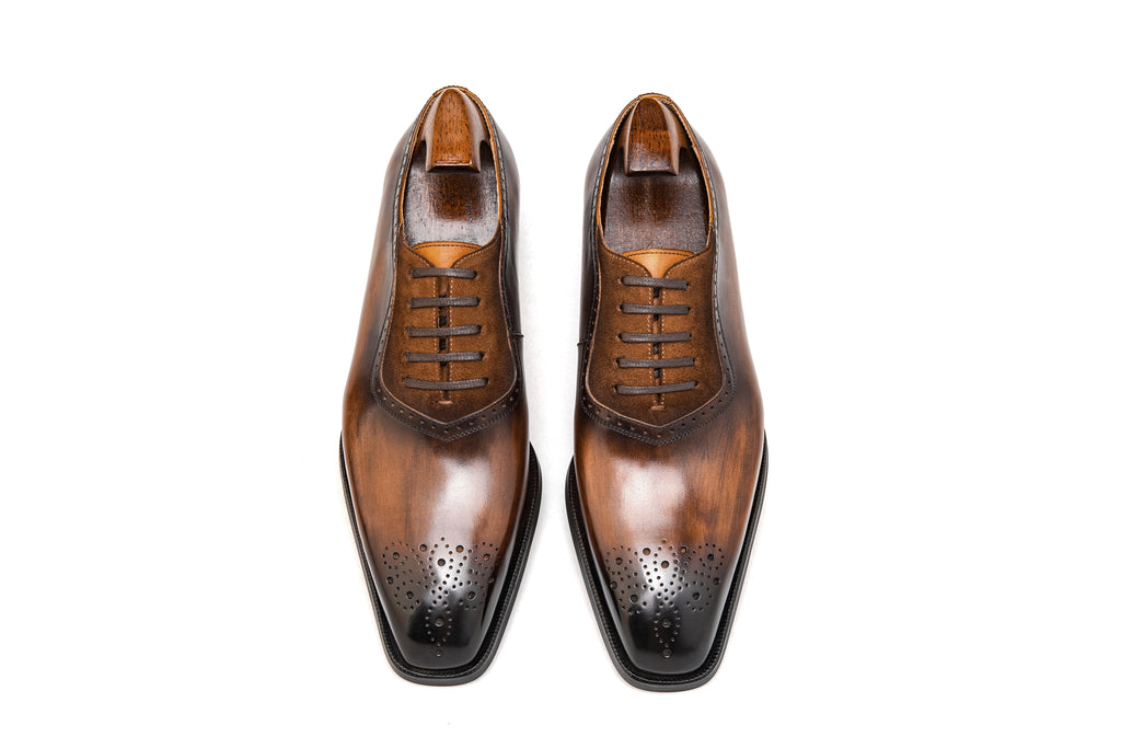 Men’s Hand-Polished Oxfords – Sleek and Versatile