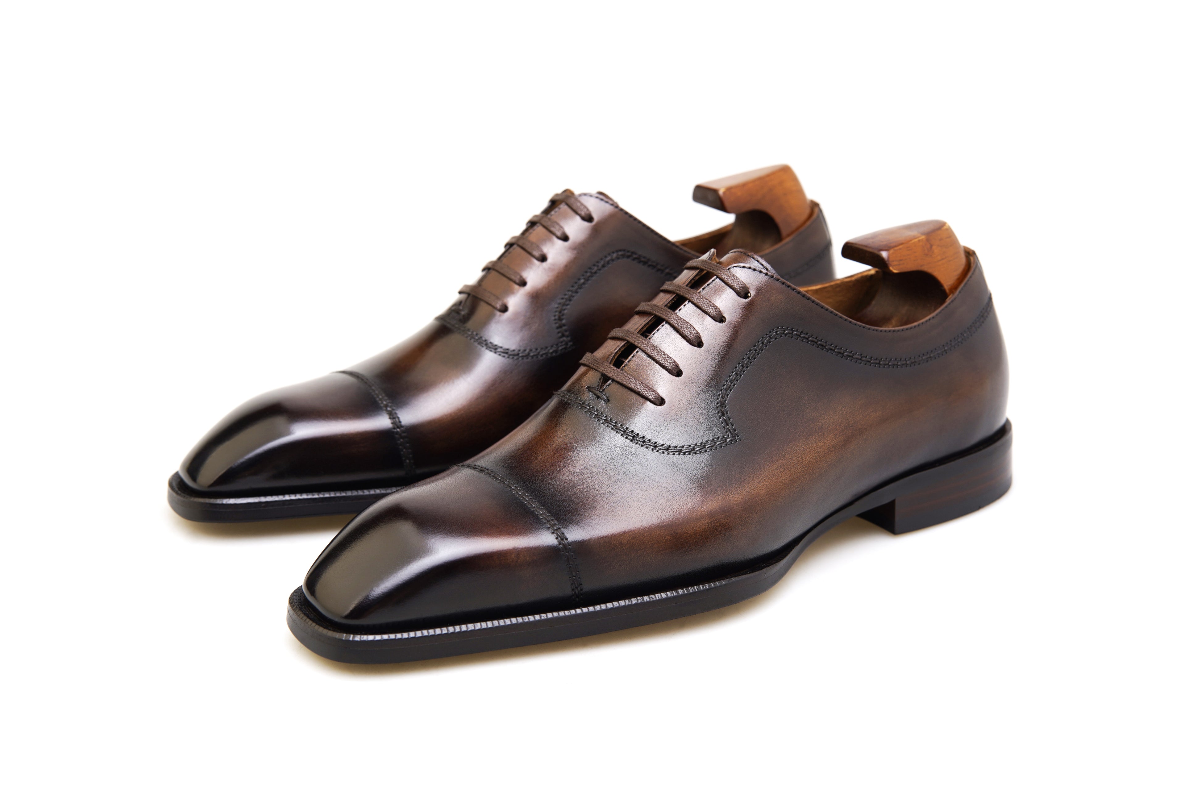 Premium Leather Oxfords – Everyday Sophistication