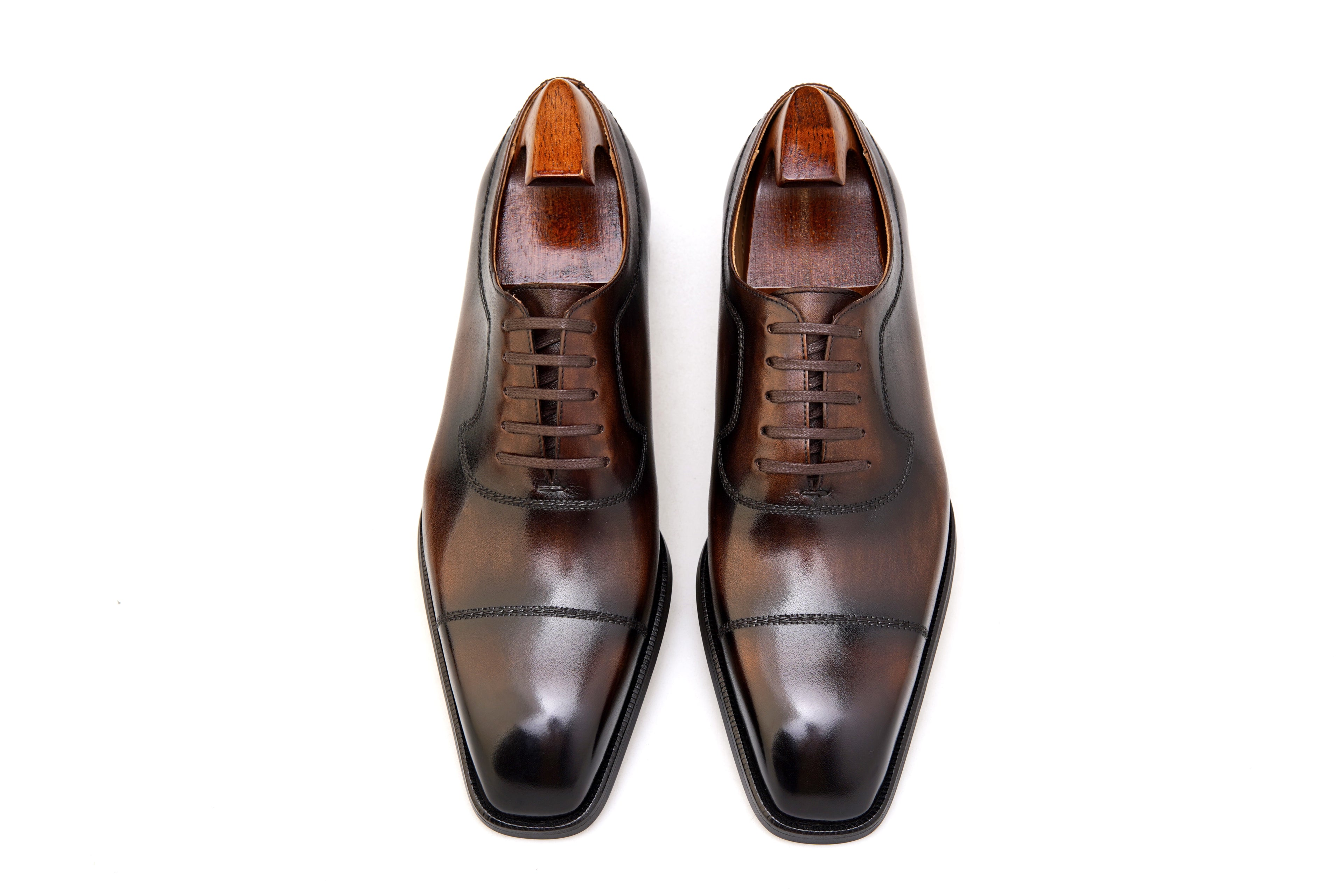 Premium Leather Oxfords – Everyday Sophistication