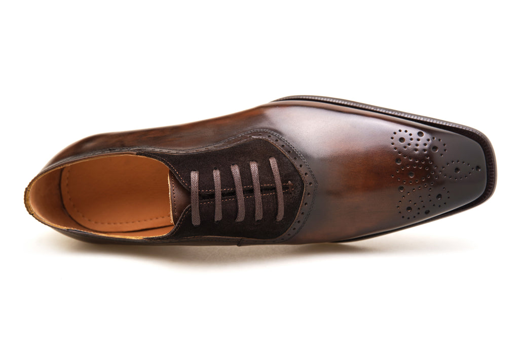 Men’s Hand-Polished Oxfords – Sleek and Versatile