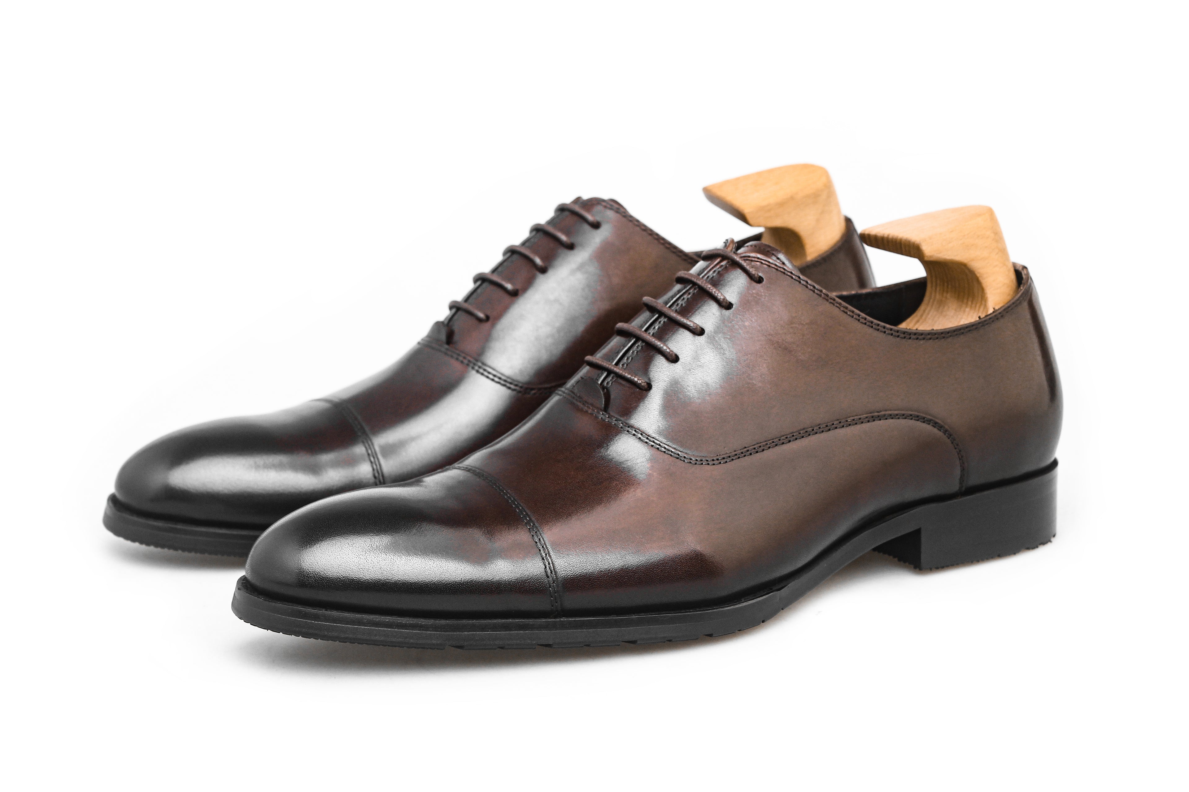Polished Calfskin Oxfords – The Gentleman’s Choice