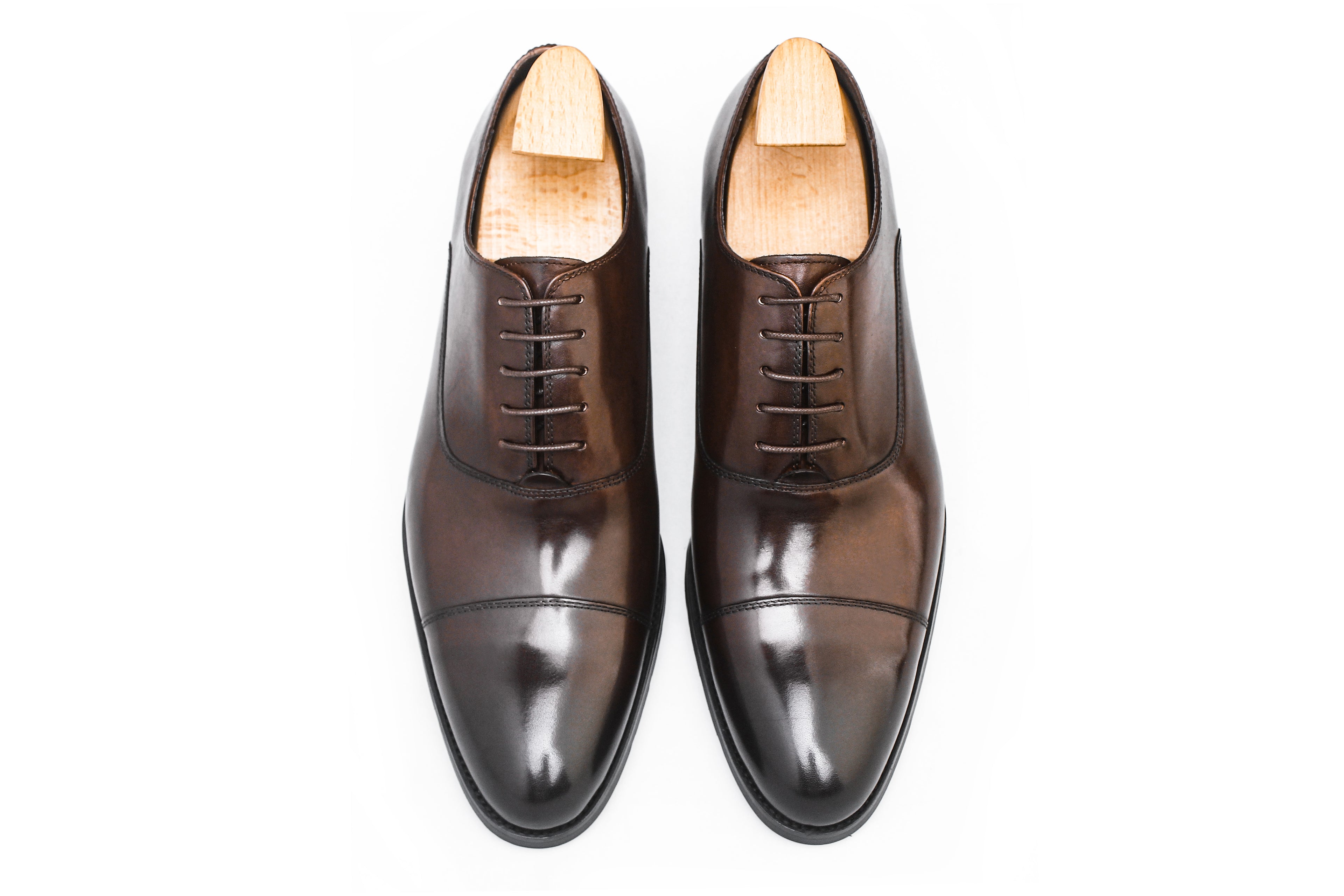 Polished Calfskin Oxfords – The Gentleman’s Choice