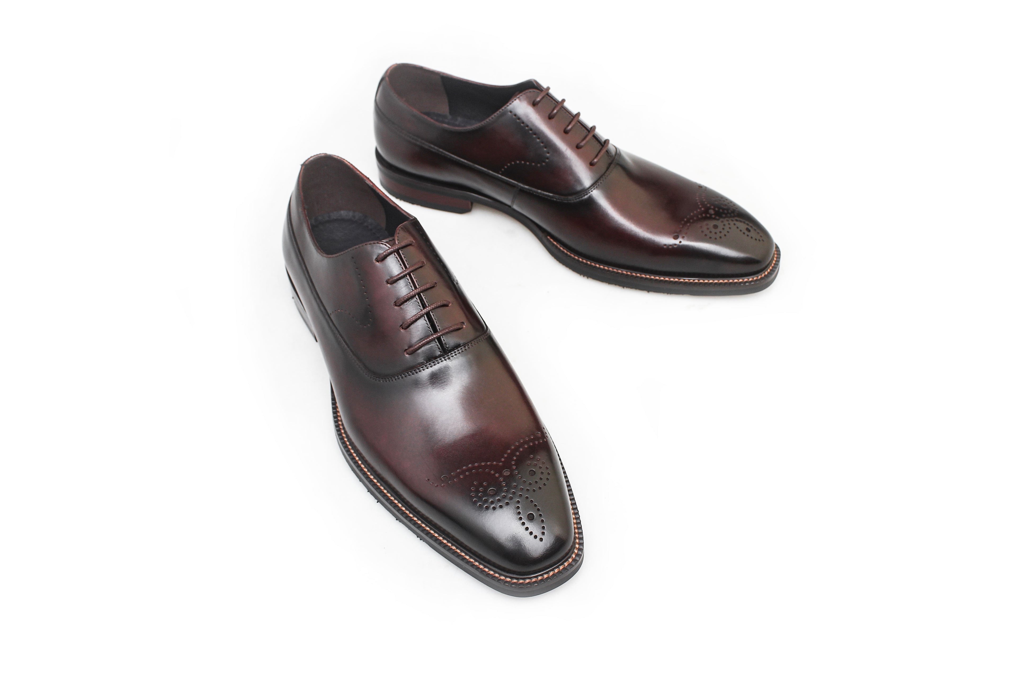 Elegant Lace-Up Oxfords – Crafted from Pure Italian Leather