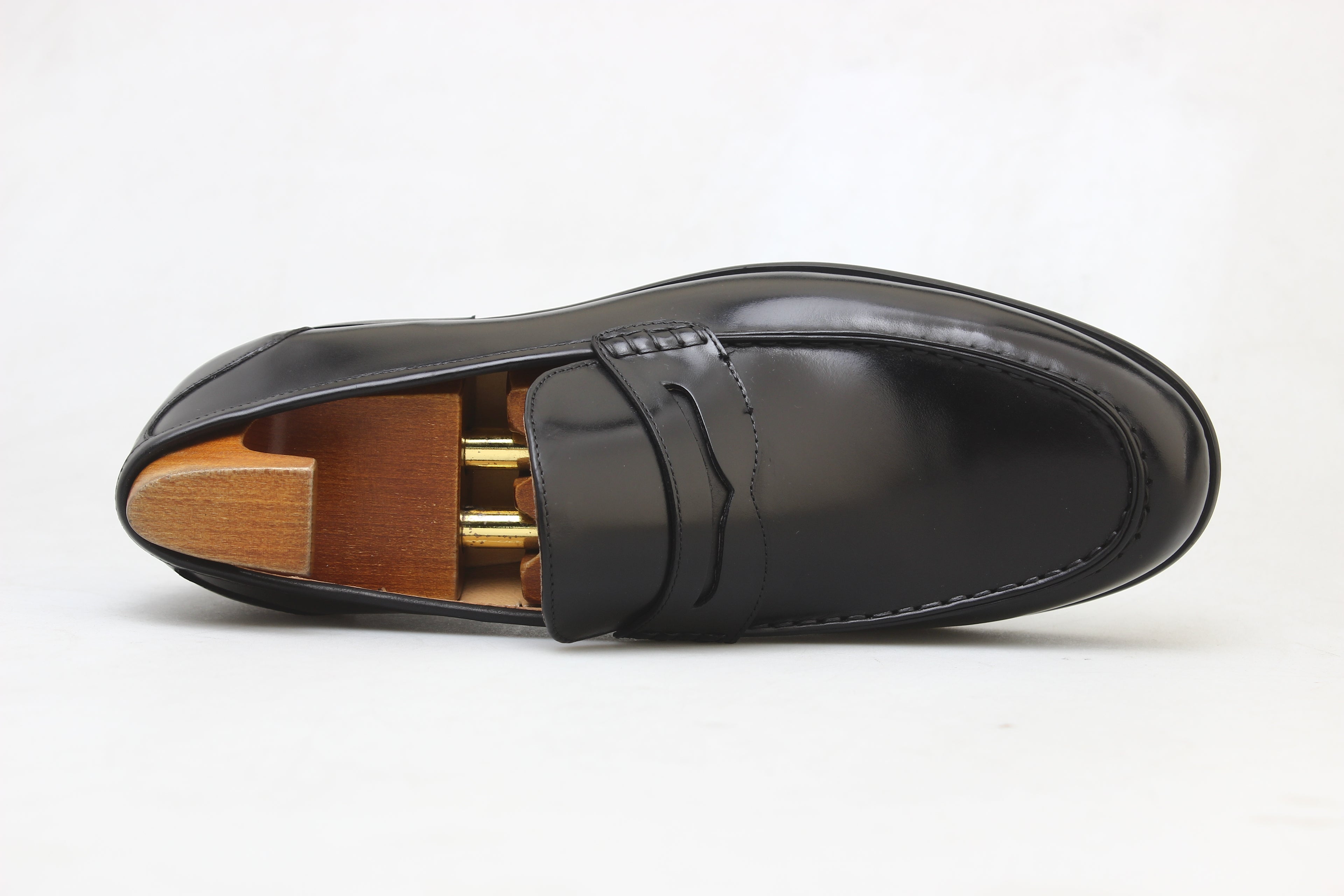 Men’s Handcrafted Leather Loafers – Refined Comfort, Timeless Appeal
