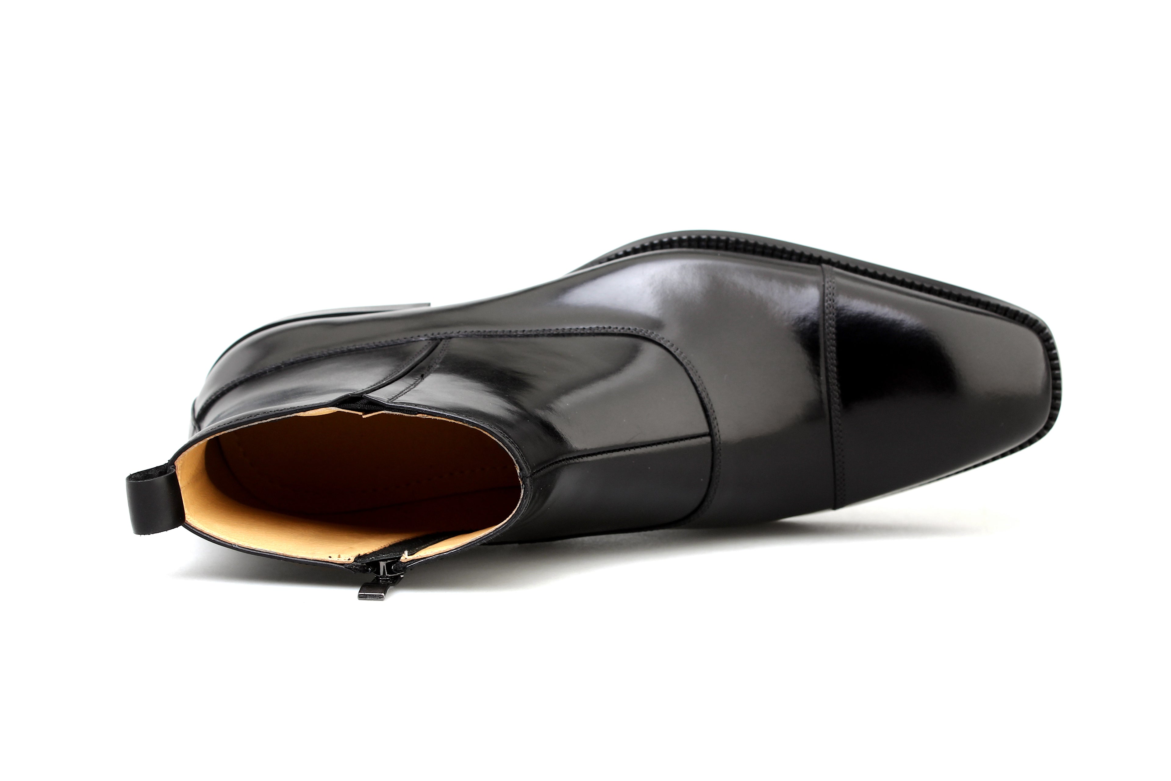 Heritage Brogue in handcrafted Italian Leather