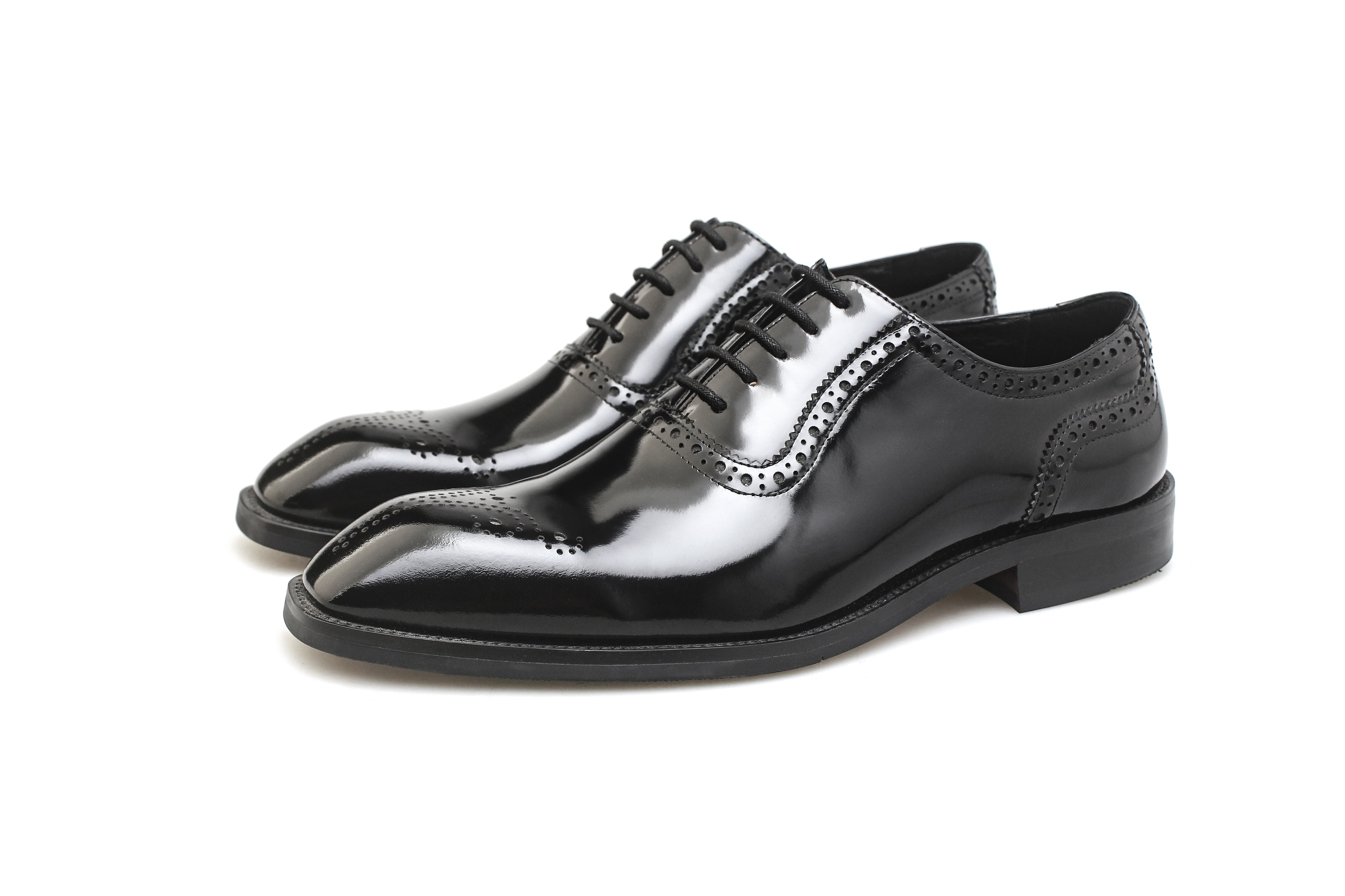 talian Hand-Crafted Leather Oxfords — Designed for the Modern Gentleman