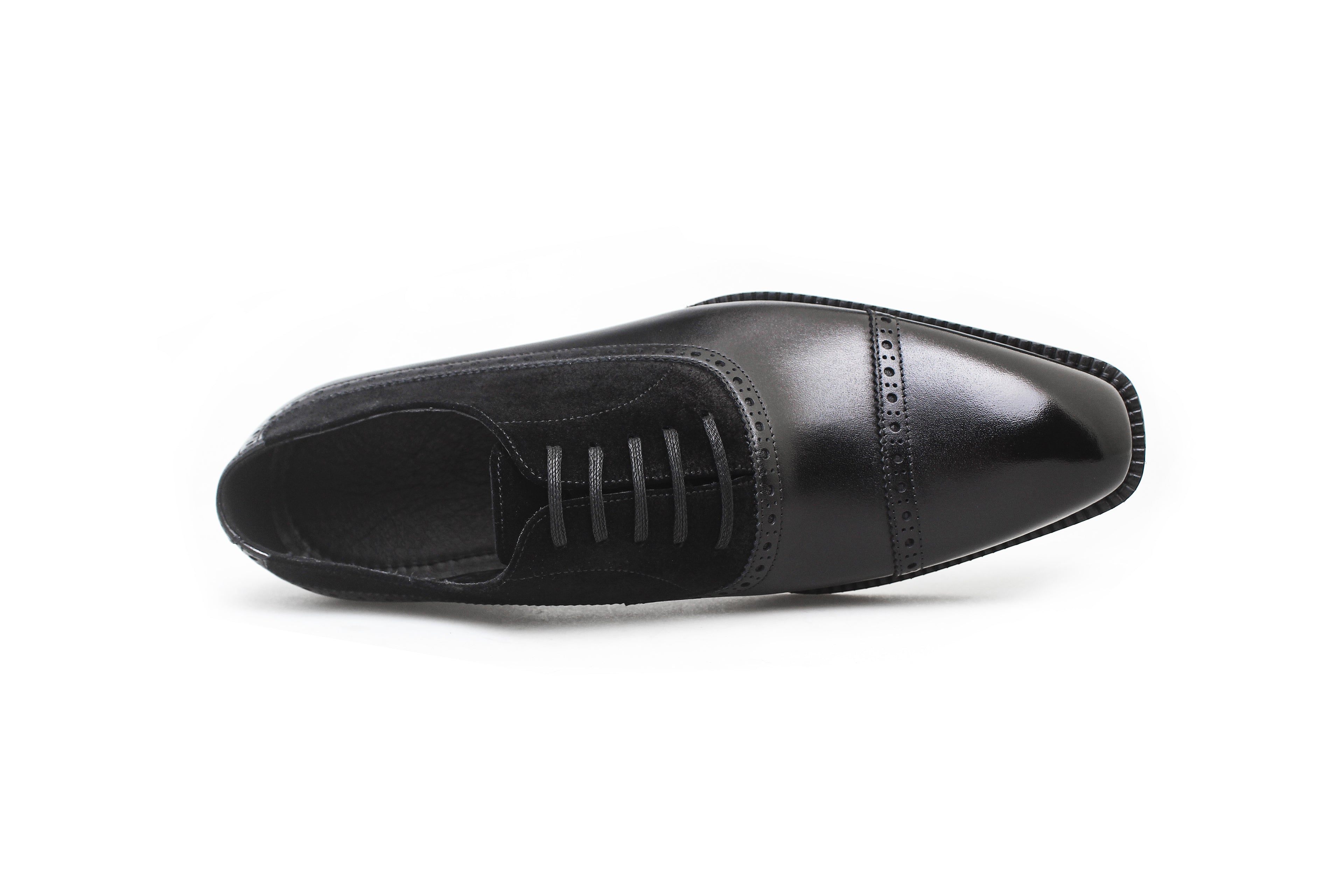 Classic Leather Oxford Shoes – Enduring Style & Comfort